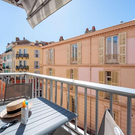 ホテル Ibis Styles Menton Centre エクステリア 写真
